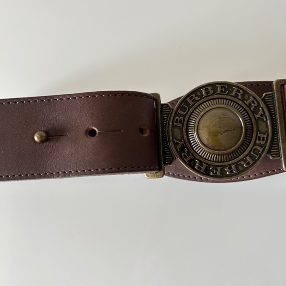 Burberry Logo Belt. Brown color, Size S (28"). Authentic. New. - Picture 3 of 16